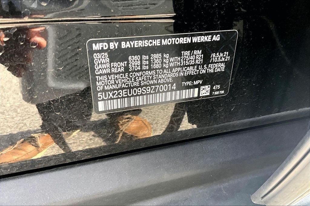 Used 2025 Black BMW xDrive40i image 15
