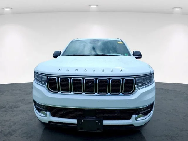 Used 2024 White Jeep Base image 7