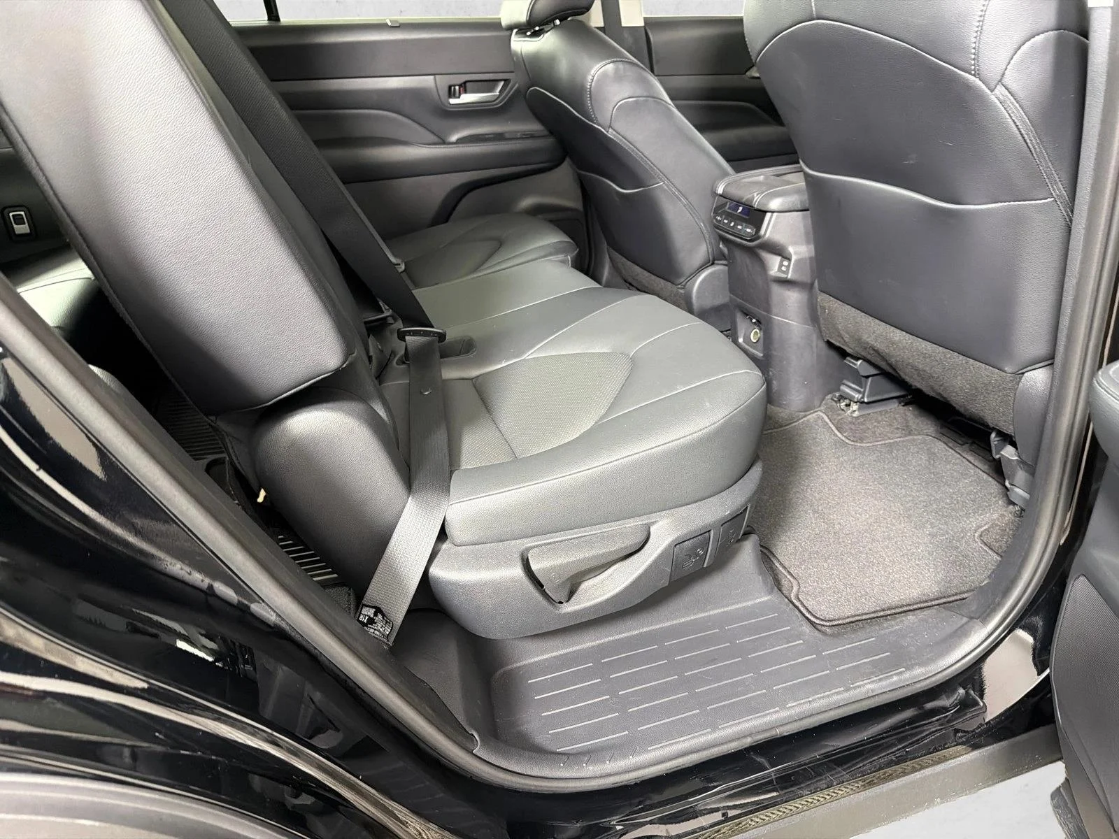 Used 2024 Gray Toyota XLE image 16