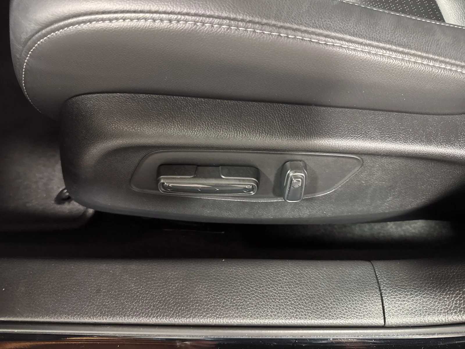 2024 Honda Civic Touring - Photo 11