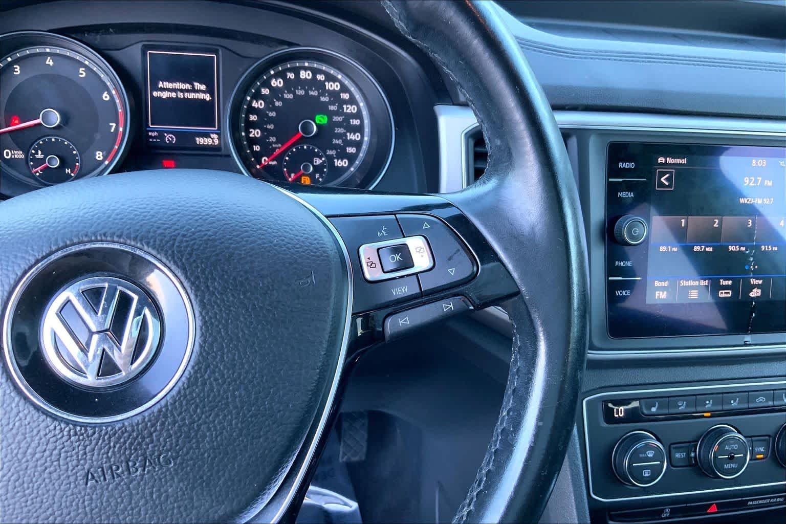 Used 2019 Pure White Volkswagen 3.6L V6 SE w/Technology image 22