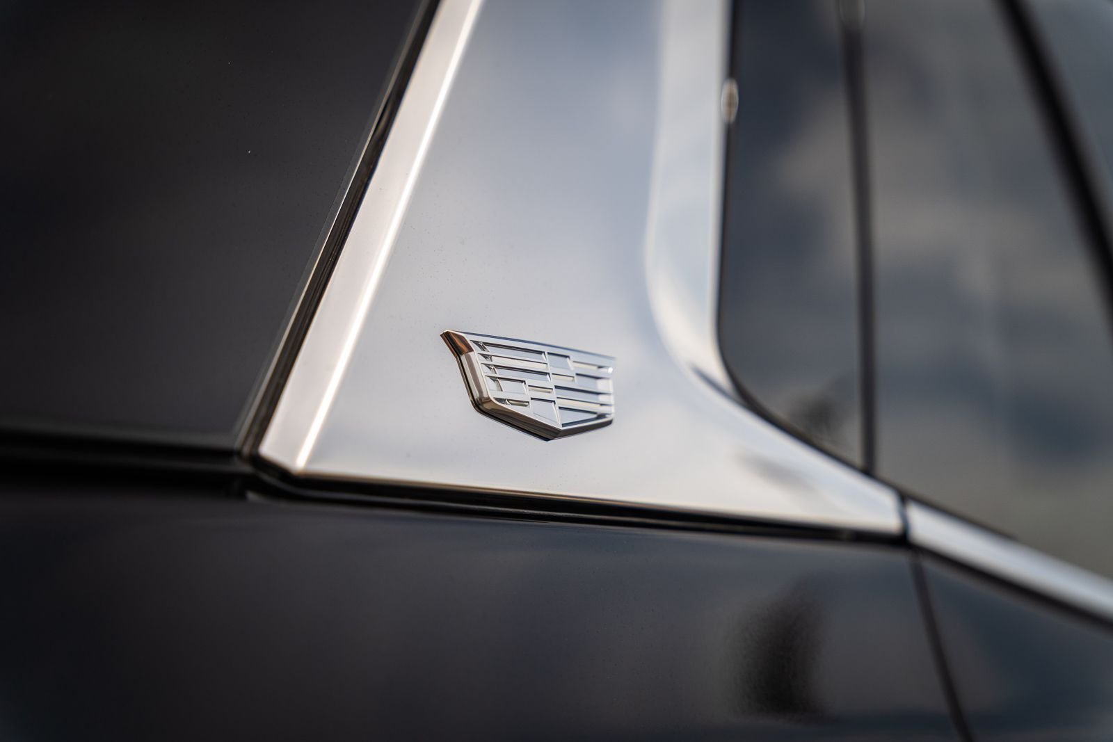 Used 2024 Black Cadillac Luxury image 14