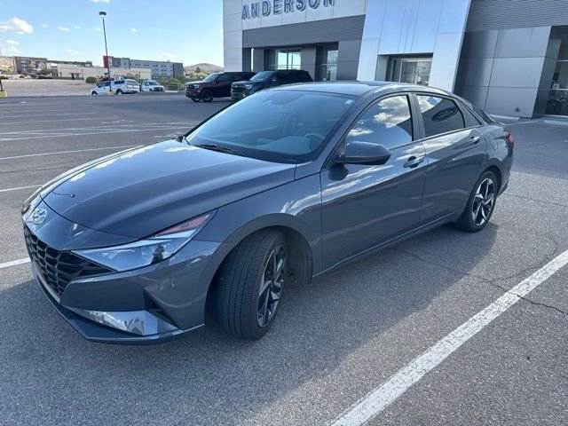 Used 2023 Gray Hyundai SEL image 2