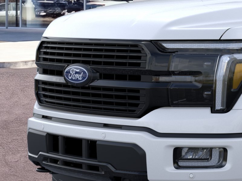 New 2026 Star White Metallic Tri-Coat Ford Platinum image 17
