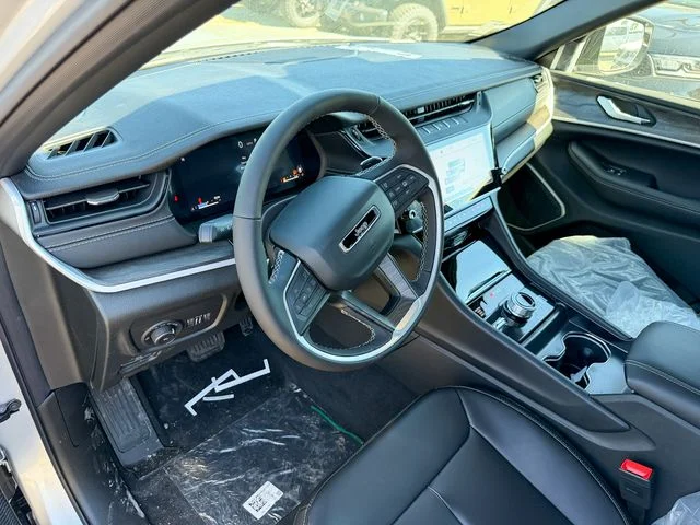 New 2026 Silver Jeep Limited image 11