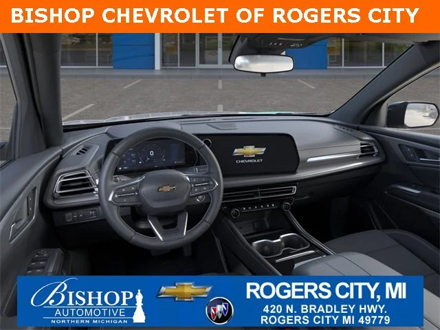 Pre-Owned 2024 Chevrolet Traverse LT image 2