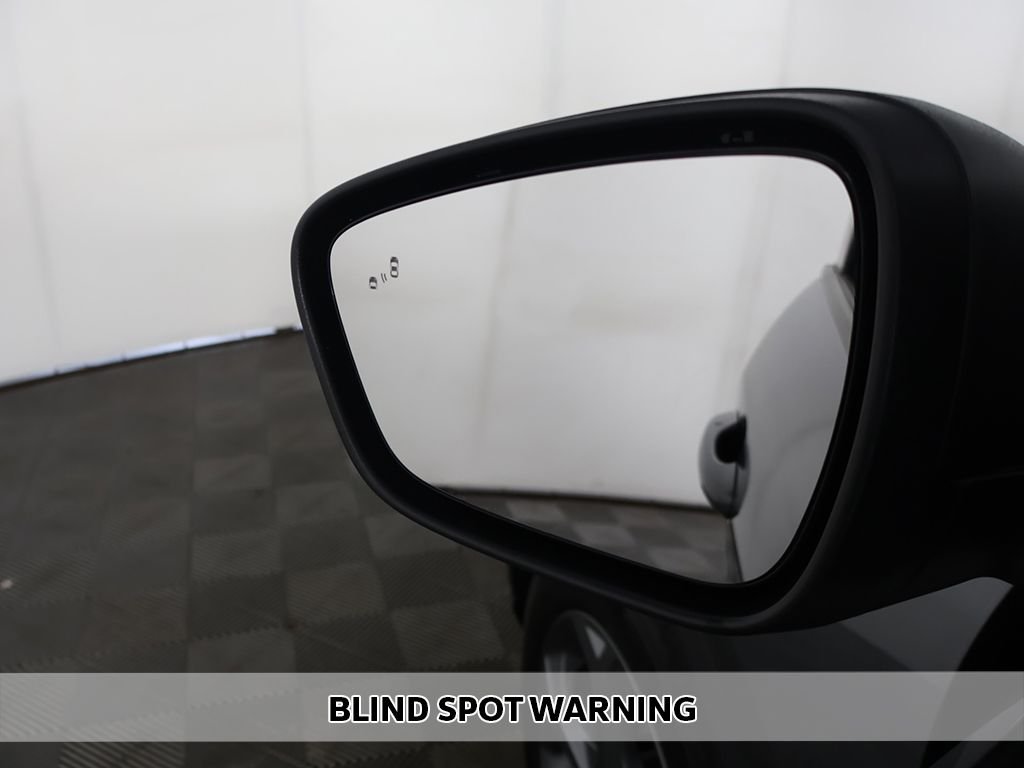 Used 2025 Gray Ford ST-Line image 4