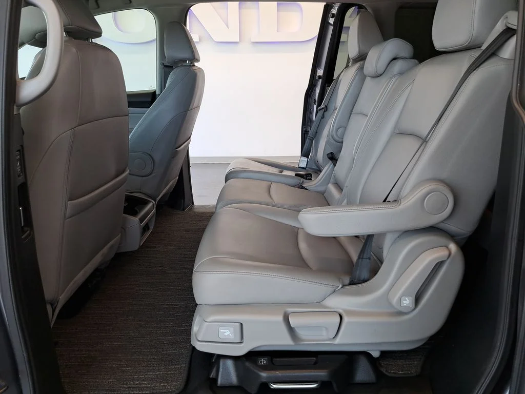 2024 Honda Odyssey EX-L - Photo 29