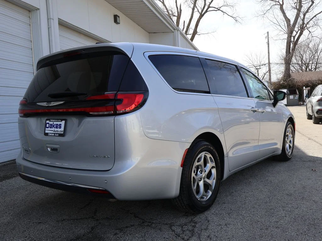 2024 Chrysler Pacifica Limited - Photo 7