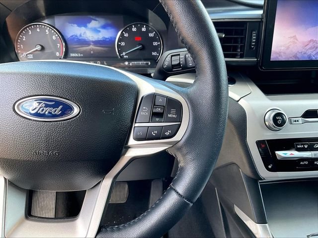 Used 2023 White Ford XLT image 24