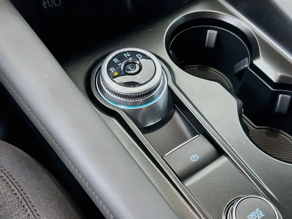 New 2026 Agate Black Metallic Ford Active image 10