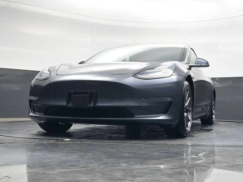 Used 2020 Midnight Silver Metallic Tesla Long Range image 32