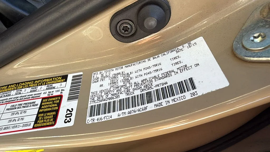 Used 2016 Quicksand Toyota SR5 image 30
