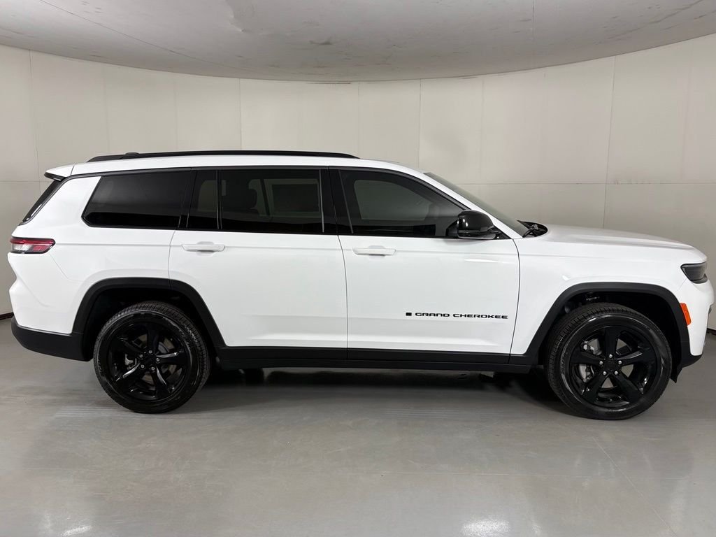 New 2026 Bright White Clearcoat Jeep Limited image 9