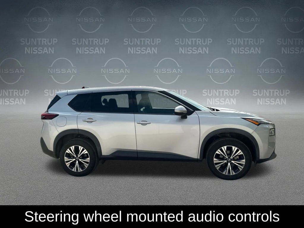 Used 2021 Silver Nissan SV image 7