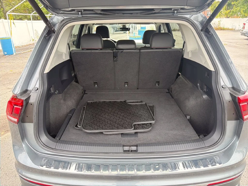 Used 2024 Gray Volkswagen 2.0T Wolfsburg Edition image 24