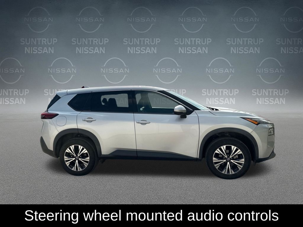 Used 2021 Silver Nissan SV image 7