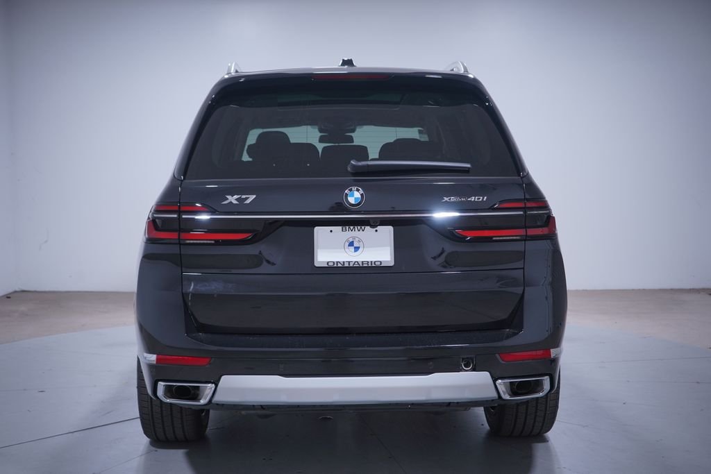 Used 2026 Black Sapphire Metallic BMW xDrive40i image 5
