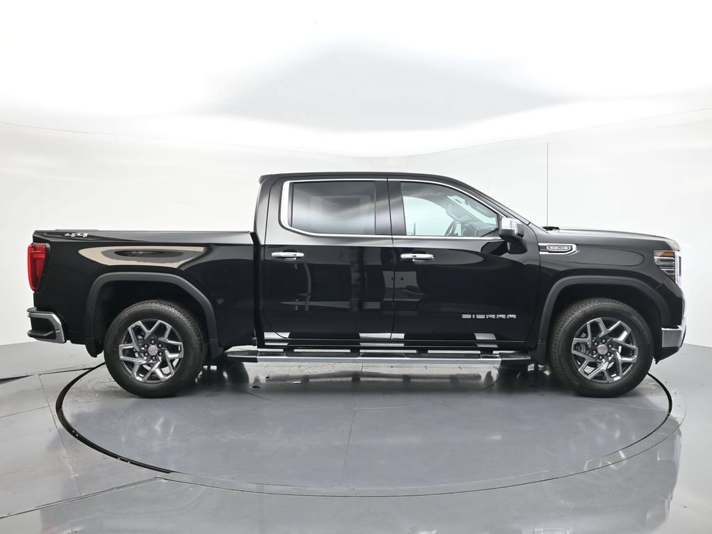 2026 GMC Sierra 1500 SLT - Photo 6