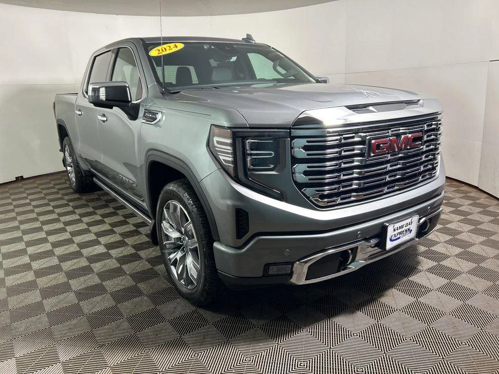 Used 2024 Sterling Metallic GMC Denali image 5