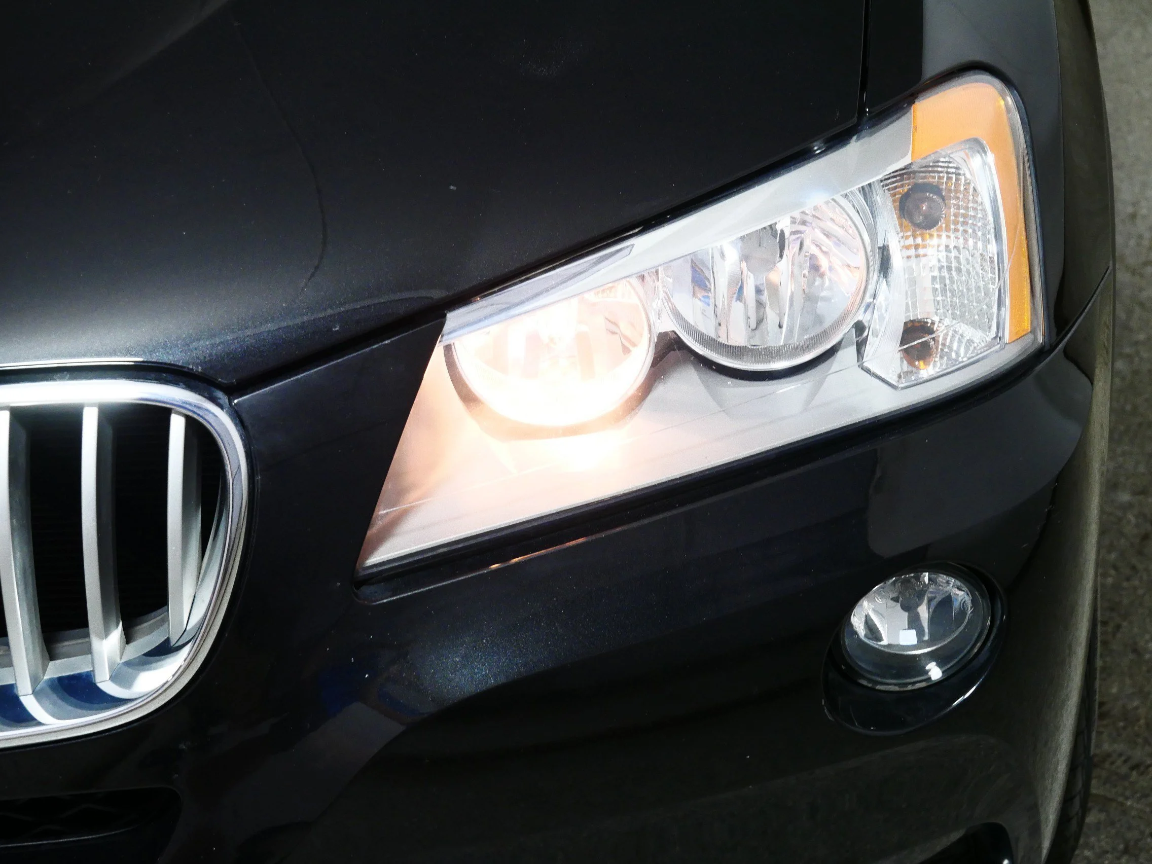 Used 2013 Black Sapphire Metallic BMW xDrive28i image 16