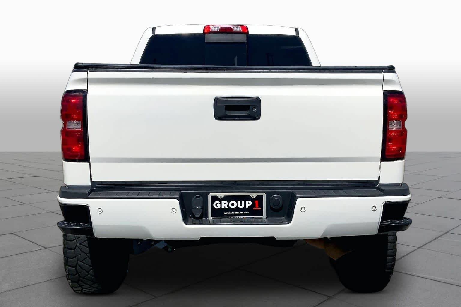Used 2016 Summit White Chevrolet High Country image 4