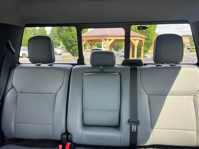 Used 2021 Antimatter Blue Metallic Ford Lariat image 17