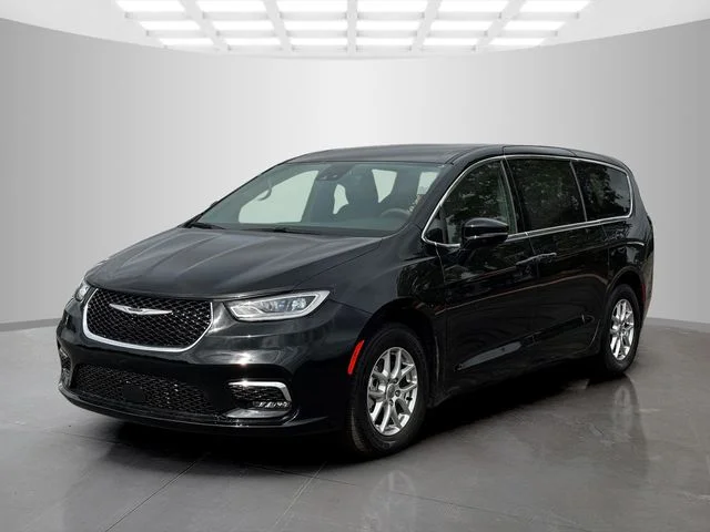 Certified Used 2025 Black Chrysler Select image 3