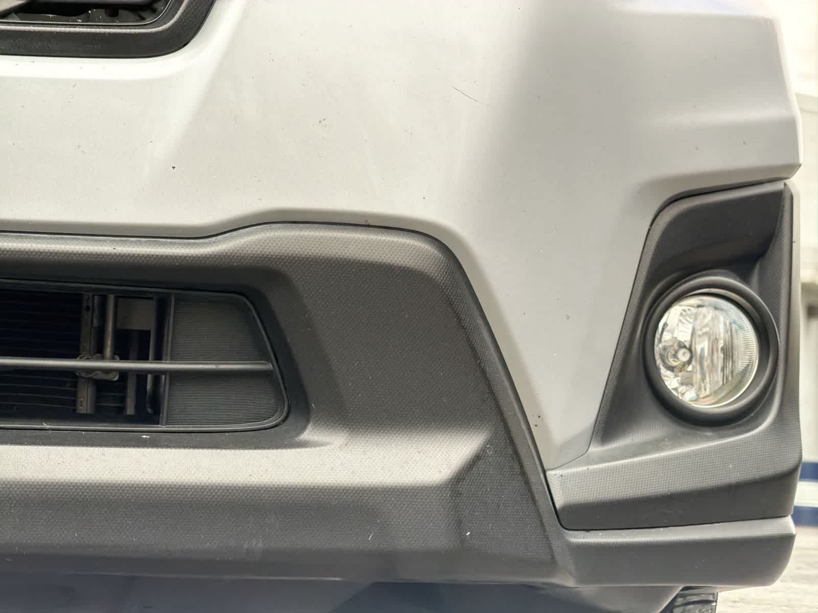Used 2019 Ice Silver Metallic Subaru Limited image 11