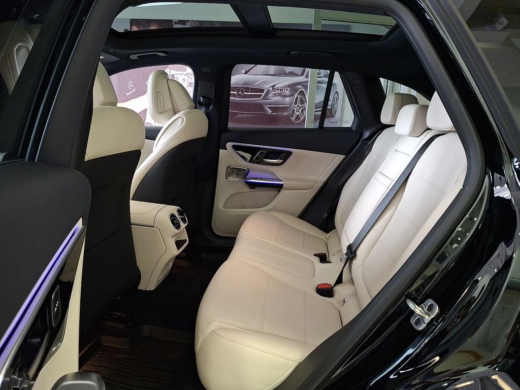 Certified Used 2026 Black Mercedes-Benz GLC 300 image 9
