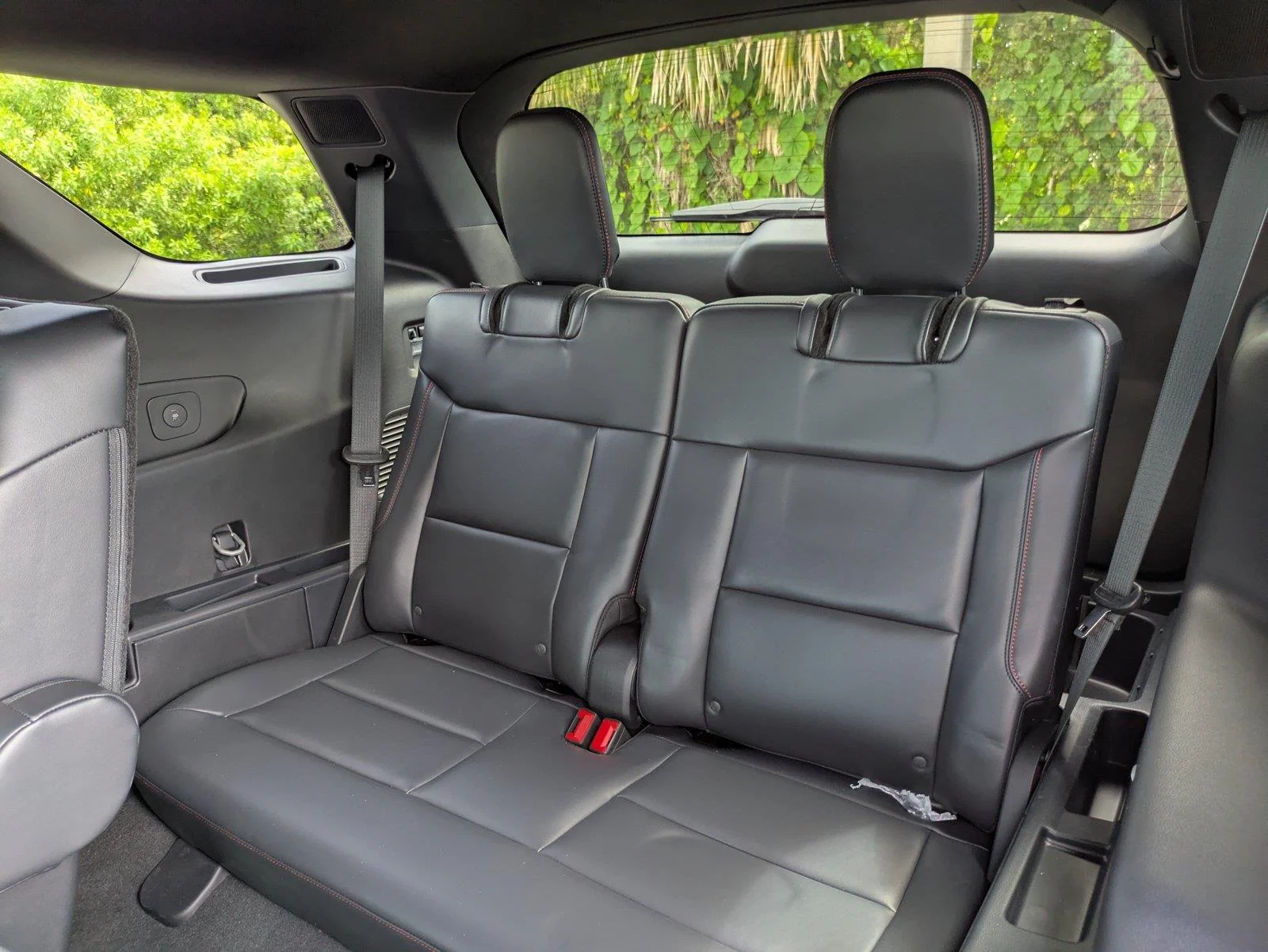 2025 Ford Explorer ST - Photo 15