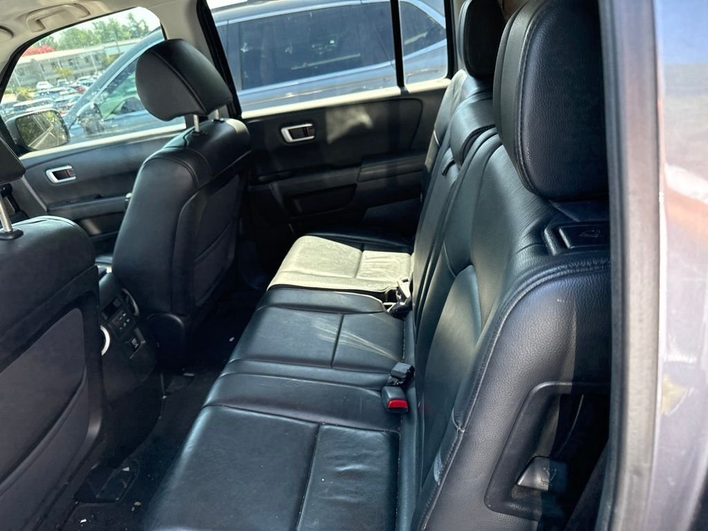 Used 2014 Gray Honda EX-L image 6