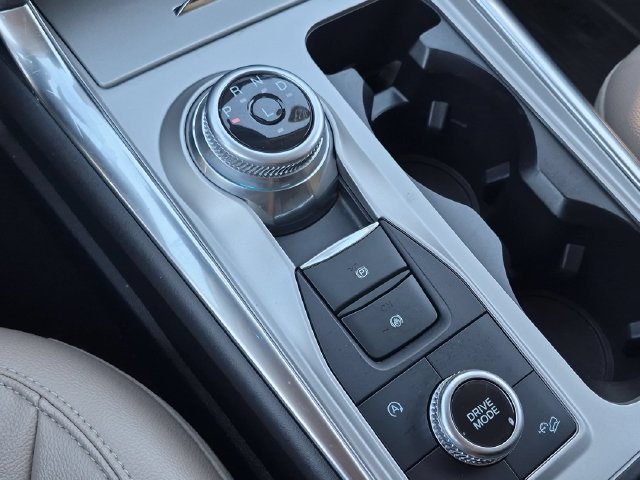 Used 2023 White Metallic Ford Limited image 12