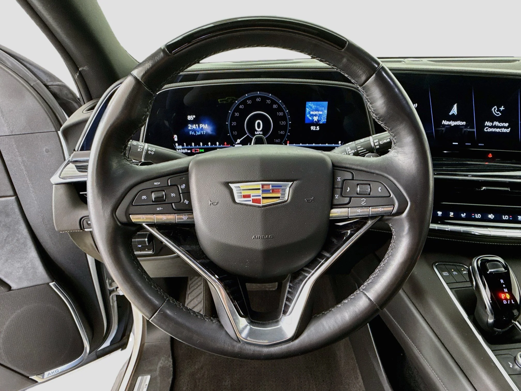 Used 2022 Crystal White Tricoat Cadillac Sport image 13