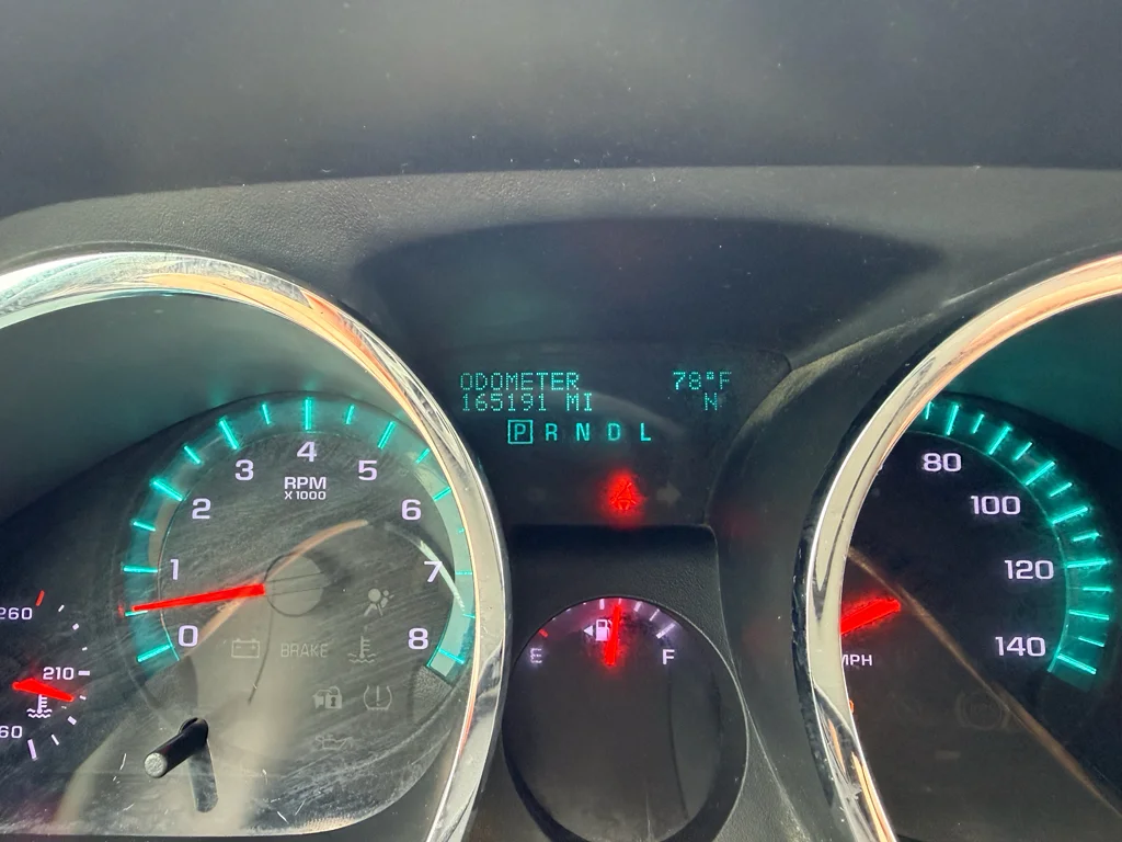 Used 2011 Silver Ice Metallic Chevrolet LT w/1LT image 24