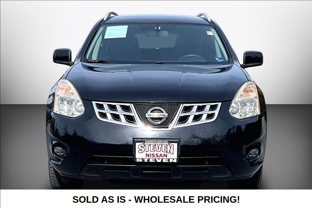 Used 2013 Black Nissan SV image 2