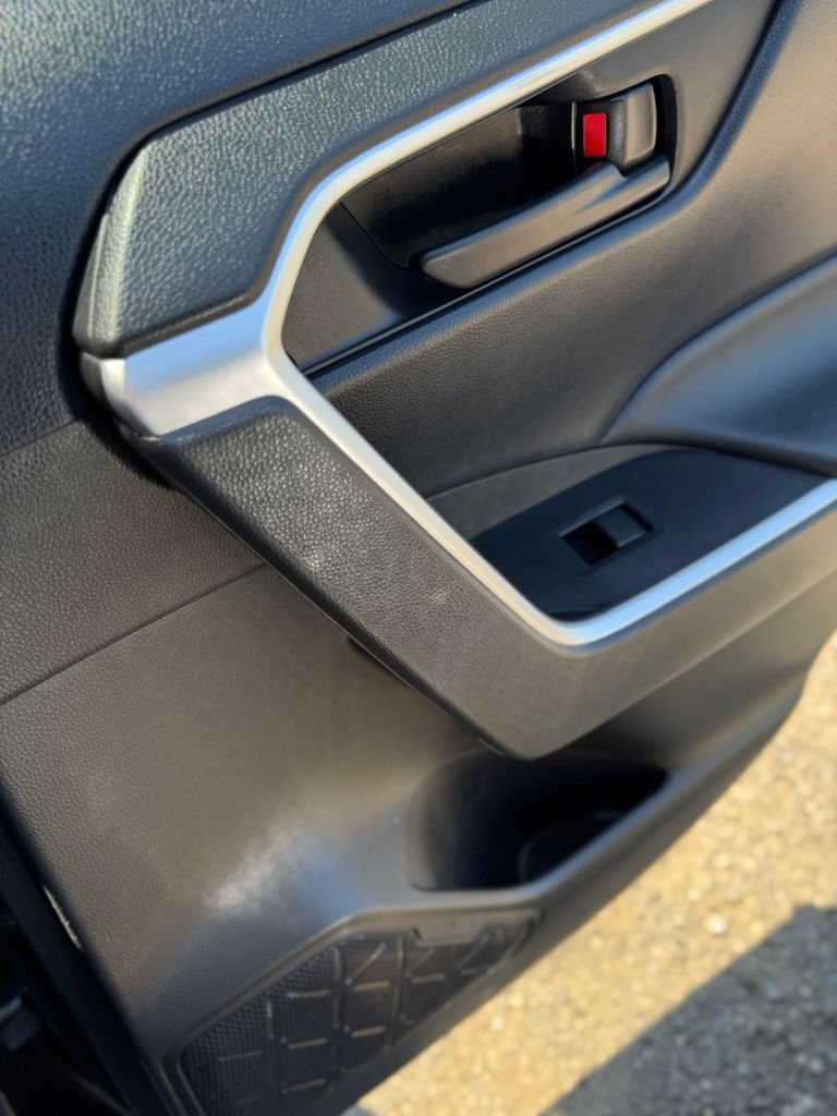 Used 2020 Magnetic Gray Metallic Toyota LE image 36