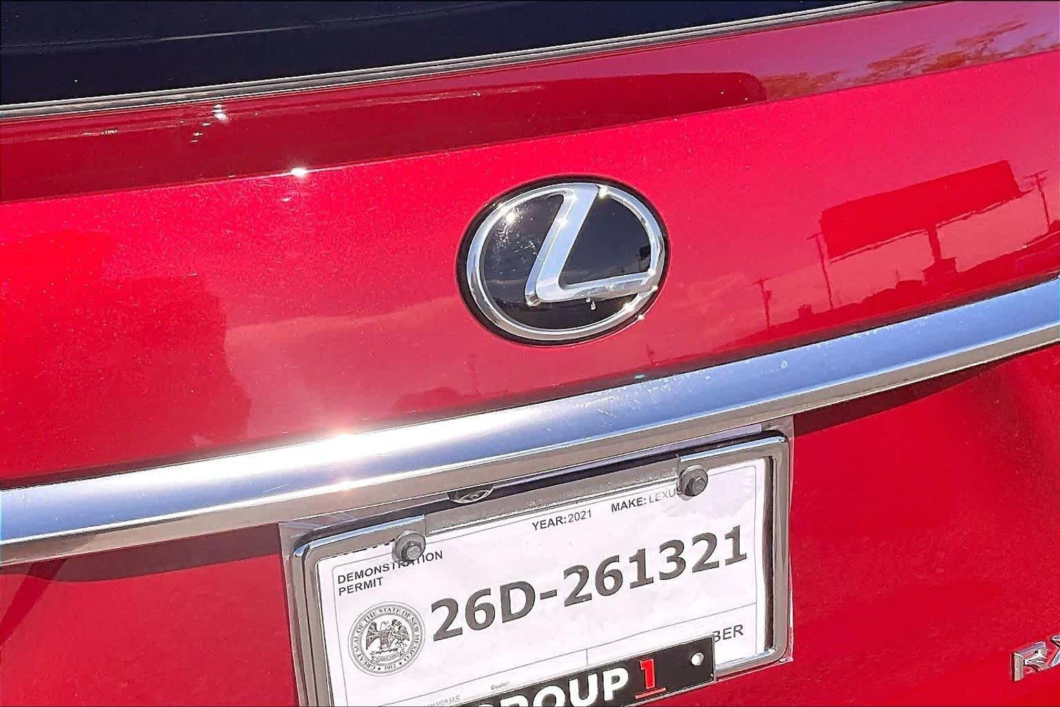 Used 2021 Matador Red Mica Lexus  image 29