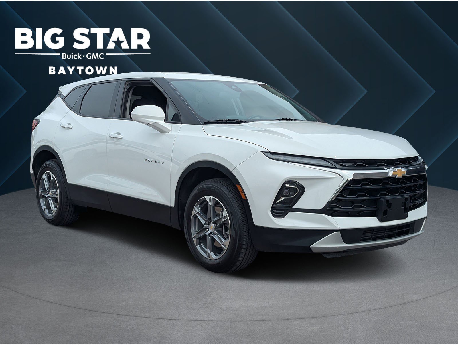 2023 Chevrolet Blazer 2.0T 2LT AWD's photo