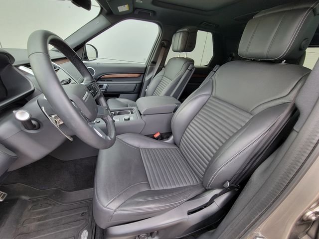 Used 2025 Bronze Land Rover Dynamic SE image 16