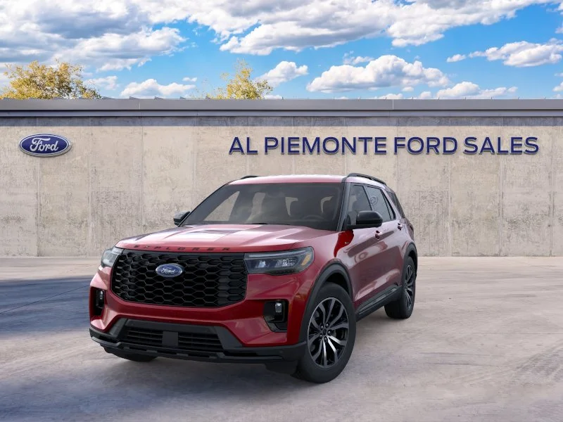 New 2026 Rapid Red Metallic Tinted Clearcoat Ford ST-Line image 2