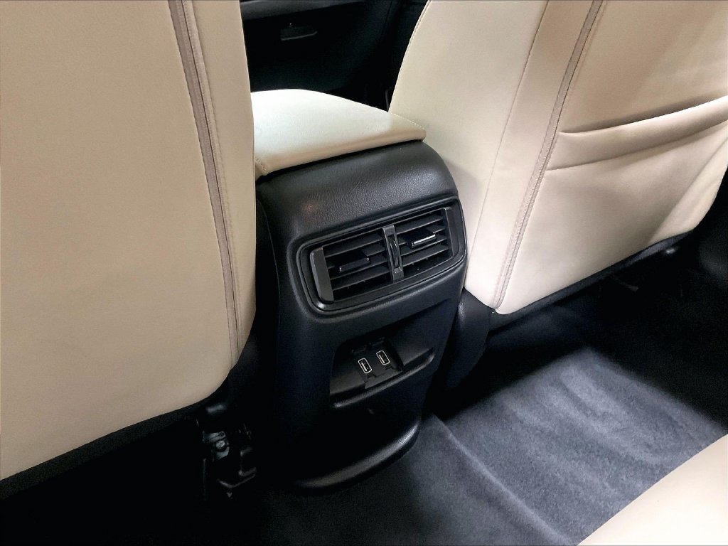 Used 2021 White Honda EX-L image 29