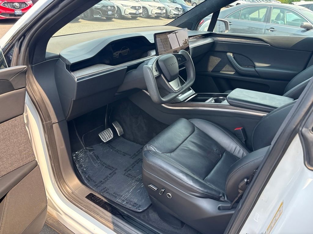 Used 2022 White Tesla Base image 13