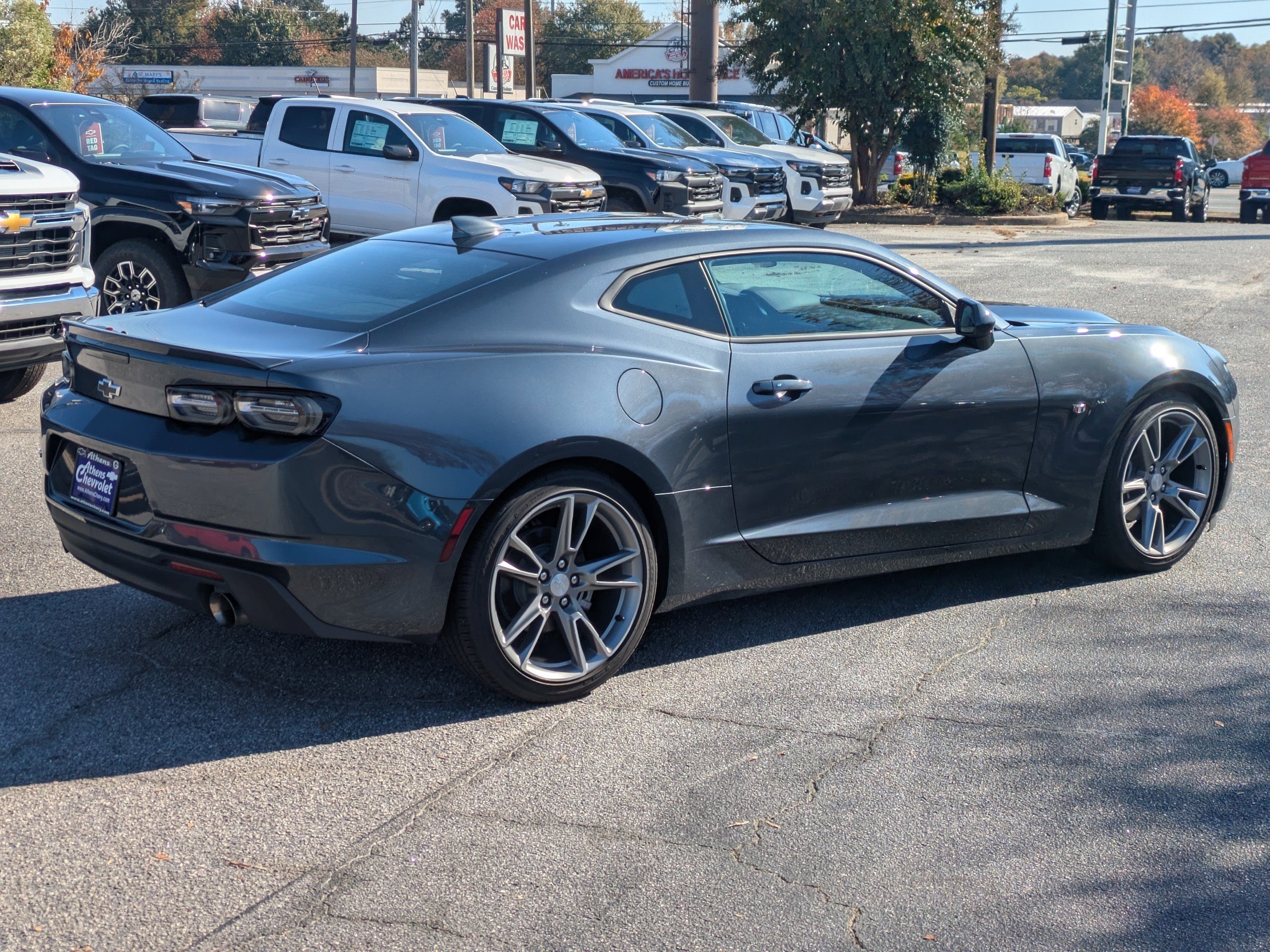 2023 Chevrolet Camaro 1LS 1LT photo 4