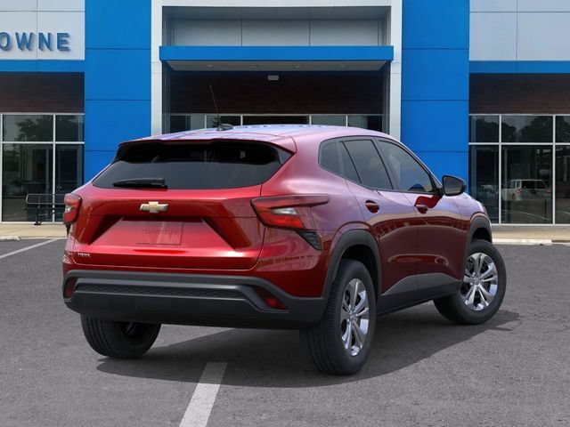 2026 Chevrolet Trax LS - Photo 4