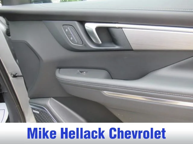 Used 2025 Moonstone Gray Metallic Buick Preferred image 18