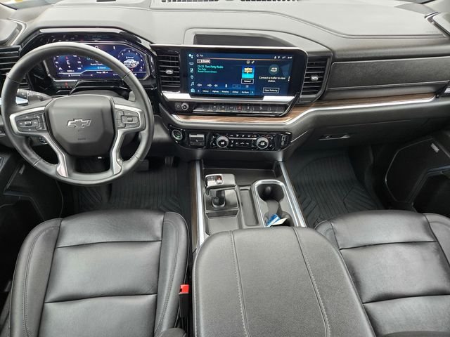 Used 2024 White Chevrolet RST image 9