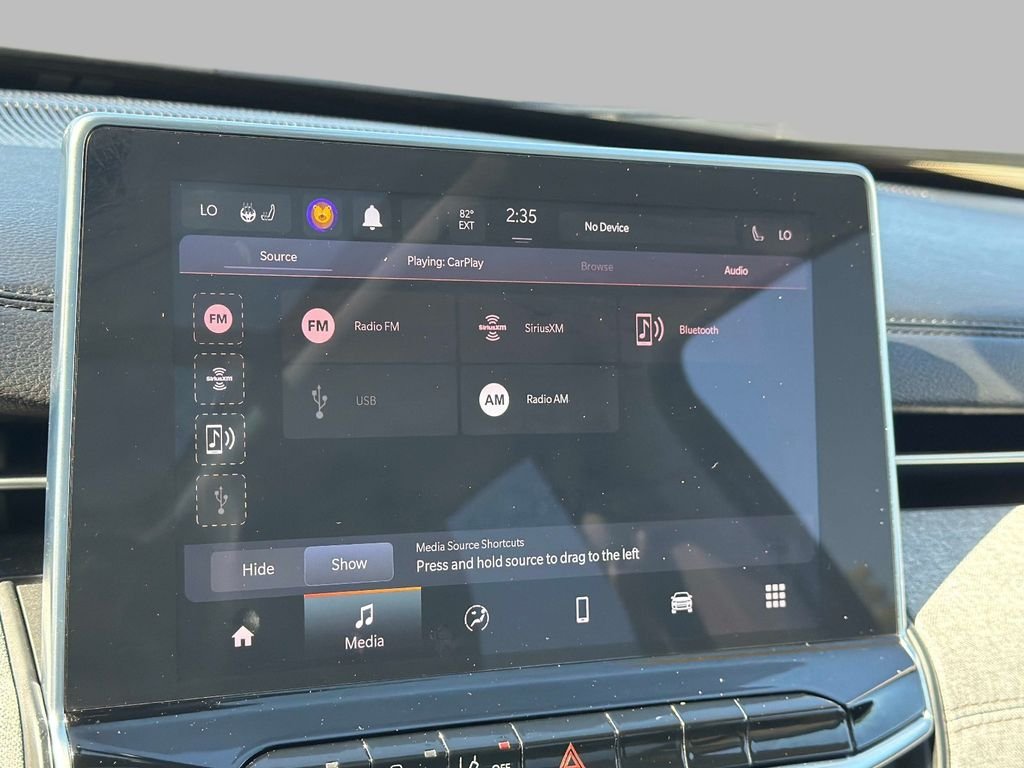 Used 2022 Black Jeep Latitude Lux image 28