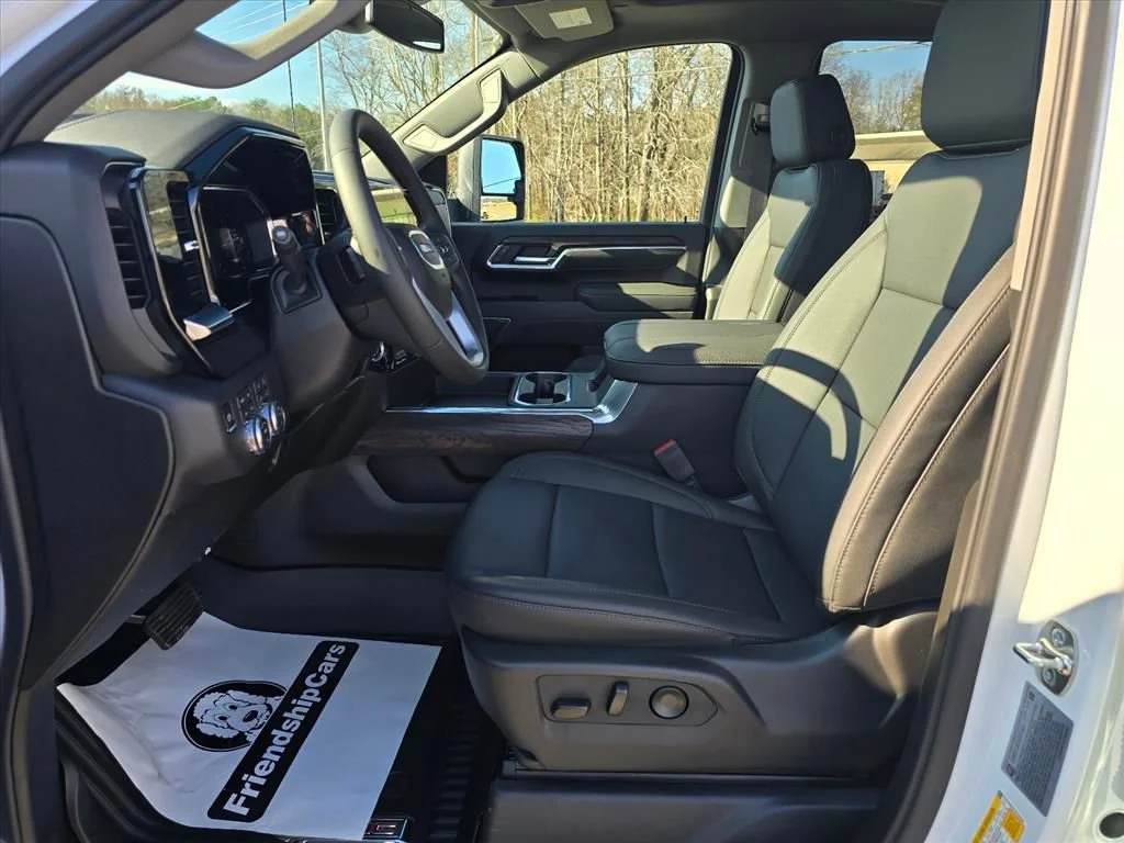 New 2026 Summit White GMC SLT image 9