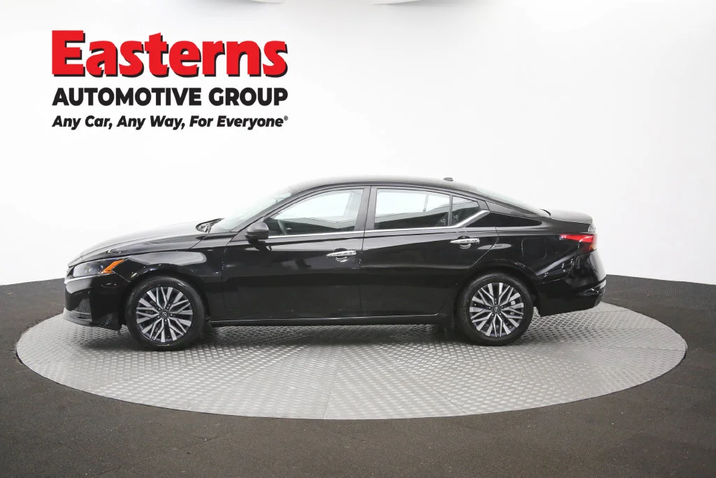 Used 2024 Black Nissan 2.5 SV image 55